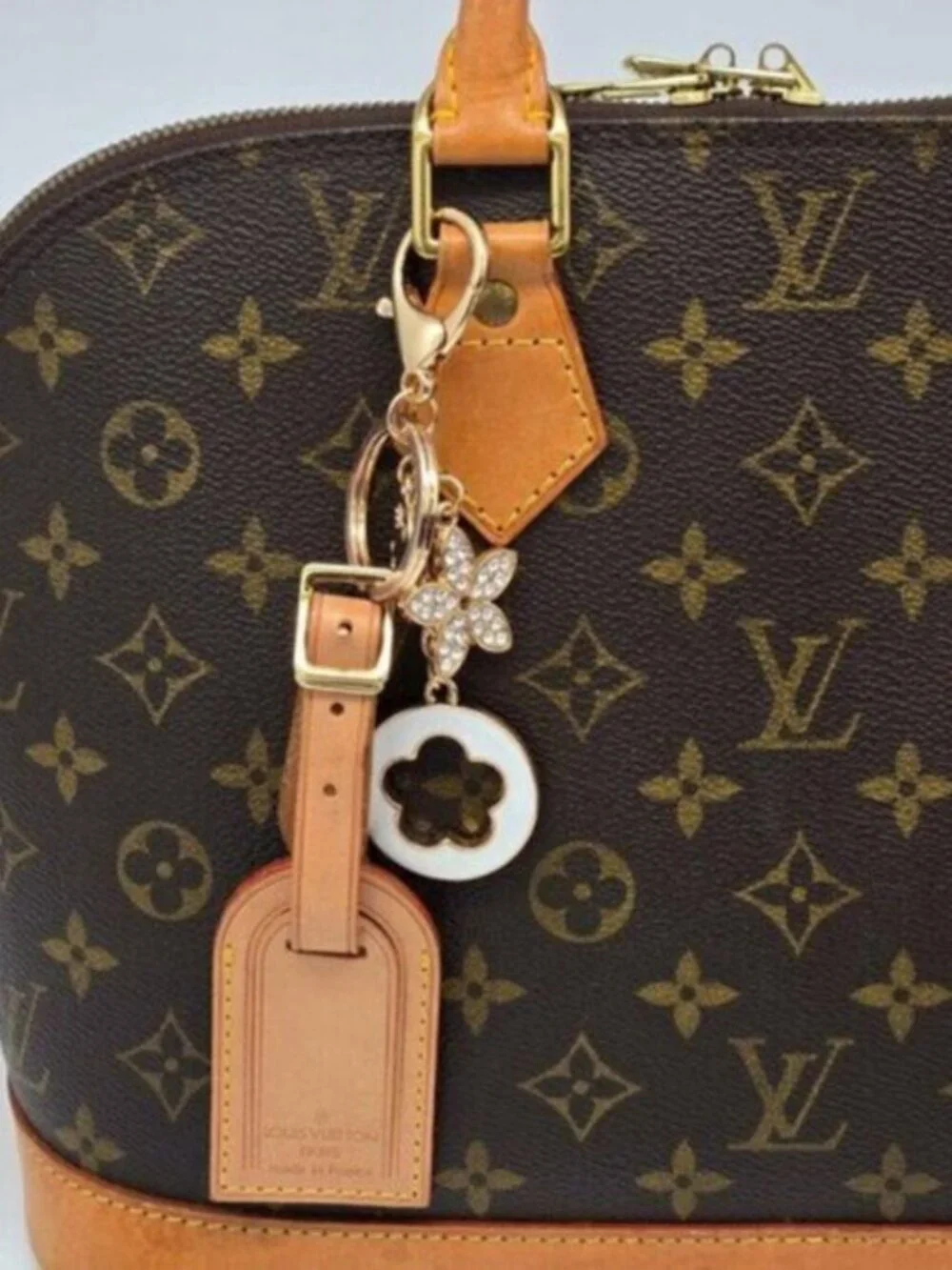 Authentic Louis Vuitton Luggage Tag with Unbranded Keycharm, Keychain, Bagcharm - Picture 3 of 9